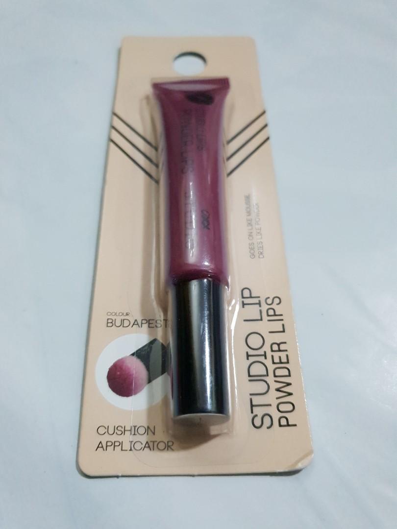 POWDER LIPS 💋 fm Australia (Category: Face Care) located in Taguig. Submitted by herfishtails (Listing ID 1047657934, Image 2). Description: It goes on like mousse and dries like powder 💋 Bought in Australia. Selling very low🙈 BNEW, SEALED. Shade: Budapest RFS: excess pasalubong.