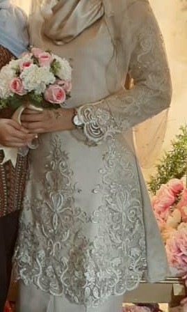 (Category: ) located in . Submitted by asha_wardrobe (Listing ID 1047679660, Image 1). Description: .