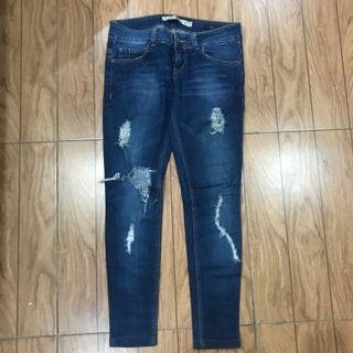 Ripped jeans Zara