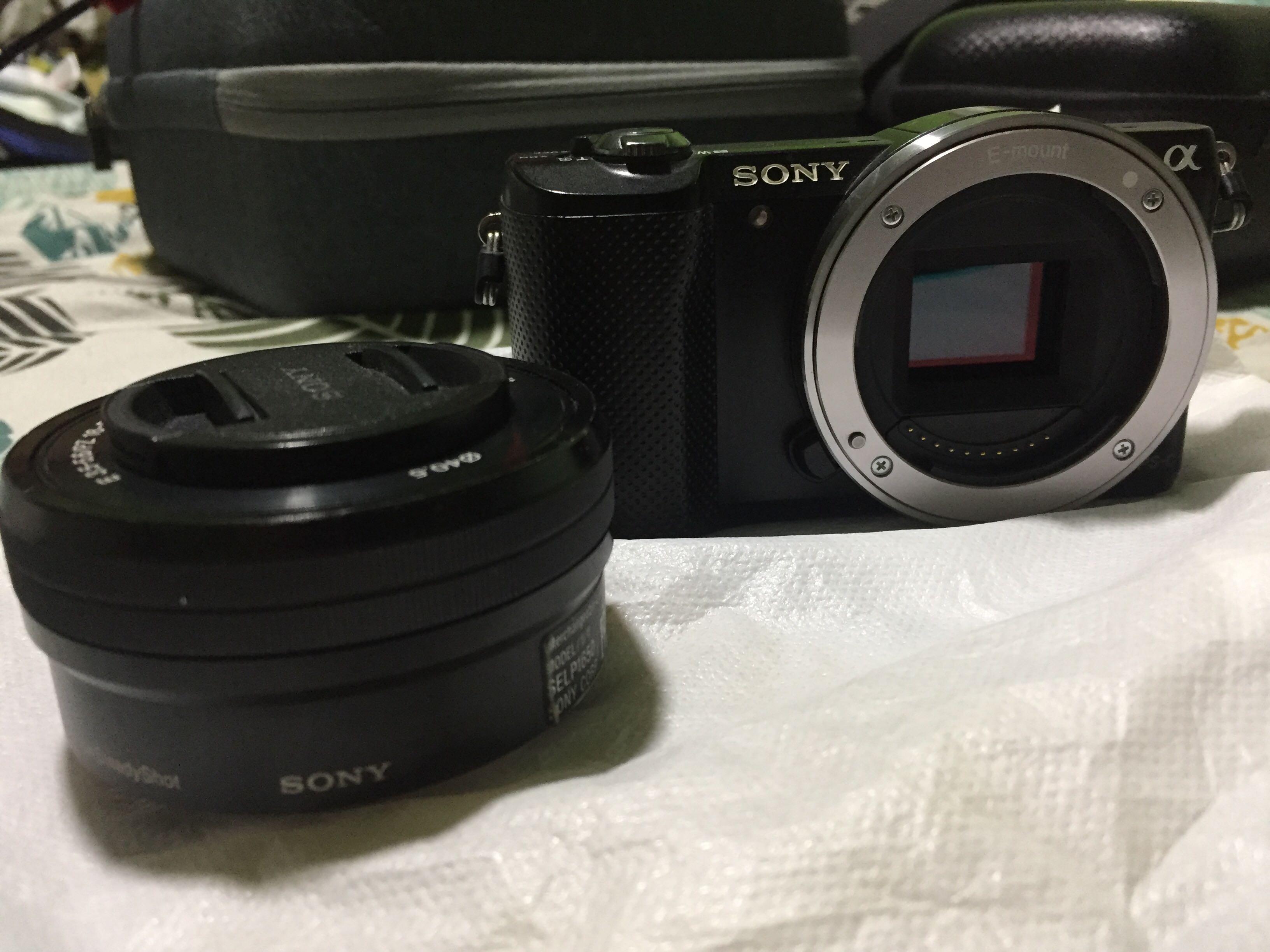 SONY a5000 (Flip screen Vlogging Camera), Photography, Video Cameras on