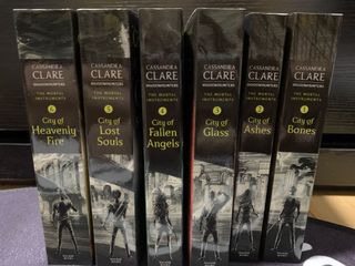 （分類：）位於 。 由 secondhandsave 提交（商品編號 1047798018，圖片 1）。簡介： 。