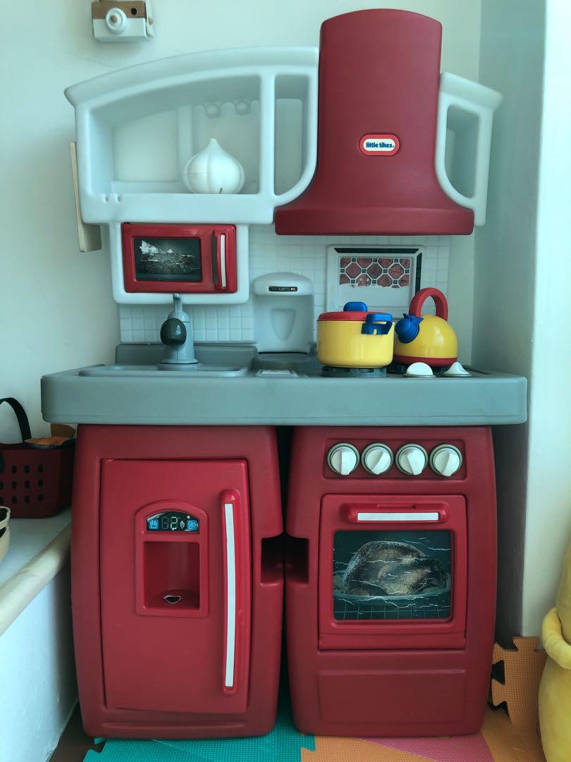 Little tikes kitchen used store