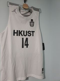 （分類：）位於 。 由 kpop_uniforms_ 提交（商品編號 1047801932，圖片 1）。簡介： 。
