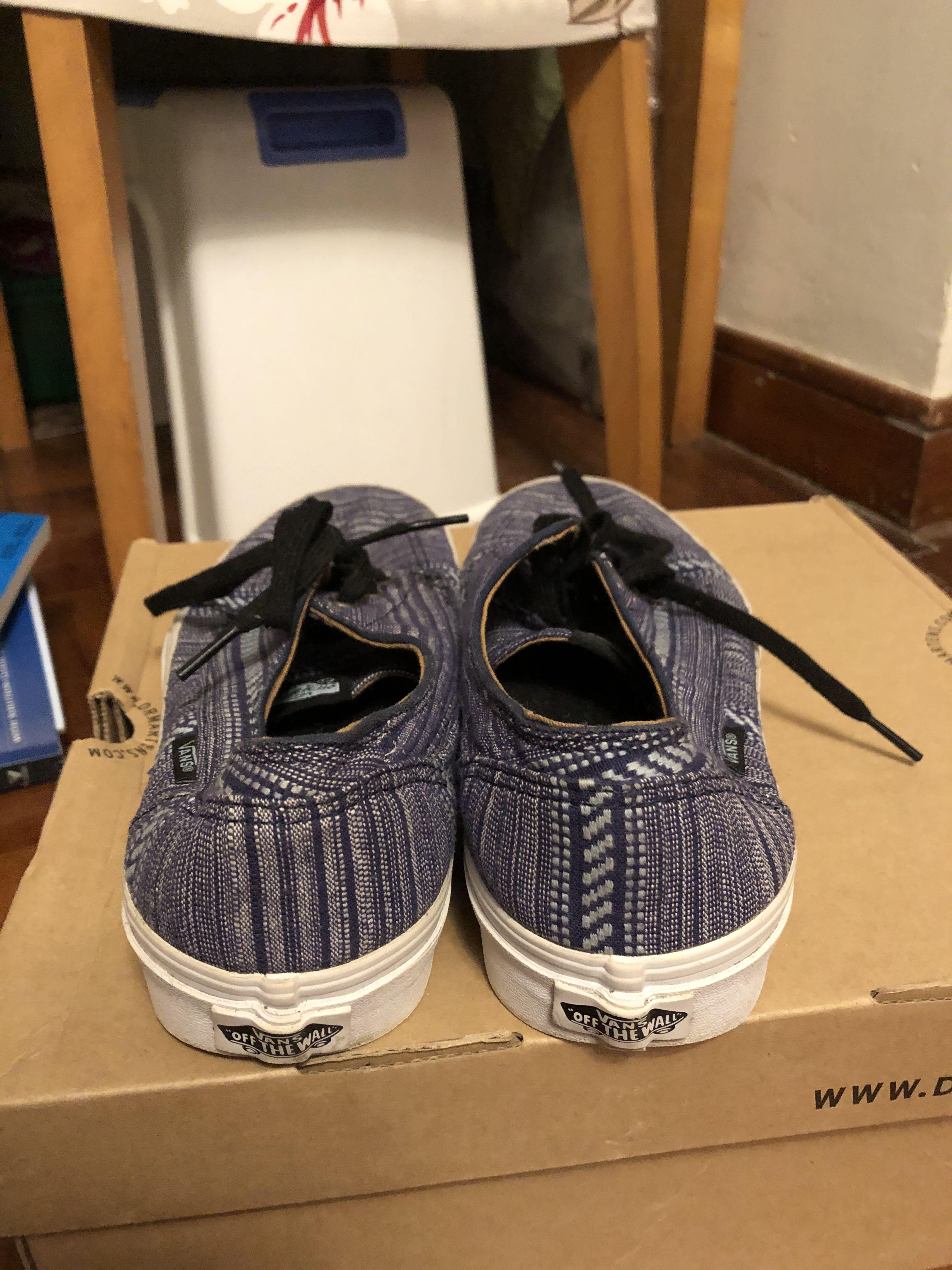 Vans （分類：波鞋）位於 Hong Kong。 由 wilsonng22 提交（商品編號 1047720403，圖片 3）。簡介： 極新淨 如圖 只係穿過一次 鞋碼唔岩所以賣 非全新介意勿bid。