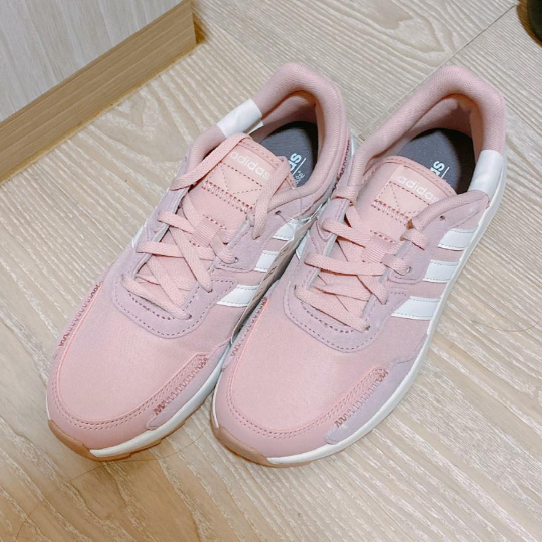Womens adidas retrorun sneakers outlet