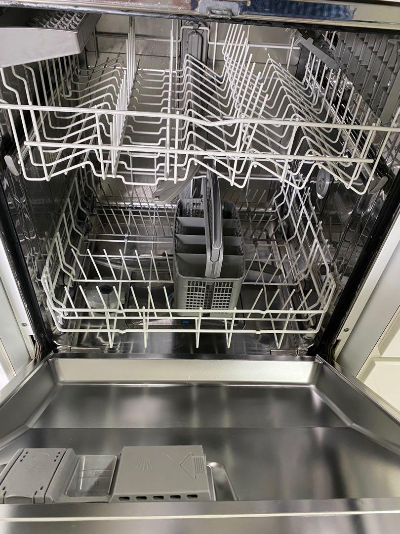 Bosch 24 Wide Top Control 48 Decibel Dishwasher With Bar