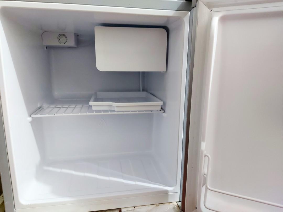 hanabishi refrigerator 1.8 cubic feet