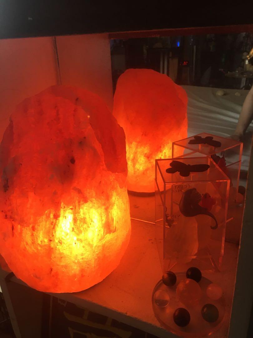 Himalayan Salt 12” Biggest sized (Category: Spice & Seasoning) located in Mandaluyong City. Submitted by believe_infinity888 (Listing ID 1047834694, Image 2). Description: For decluttering. All must go. Perfect energy around the house. Has calming effect. Thank you. .