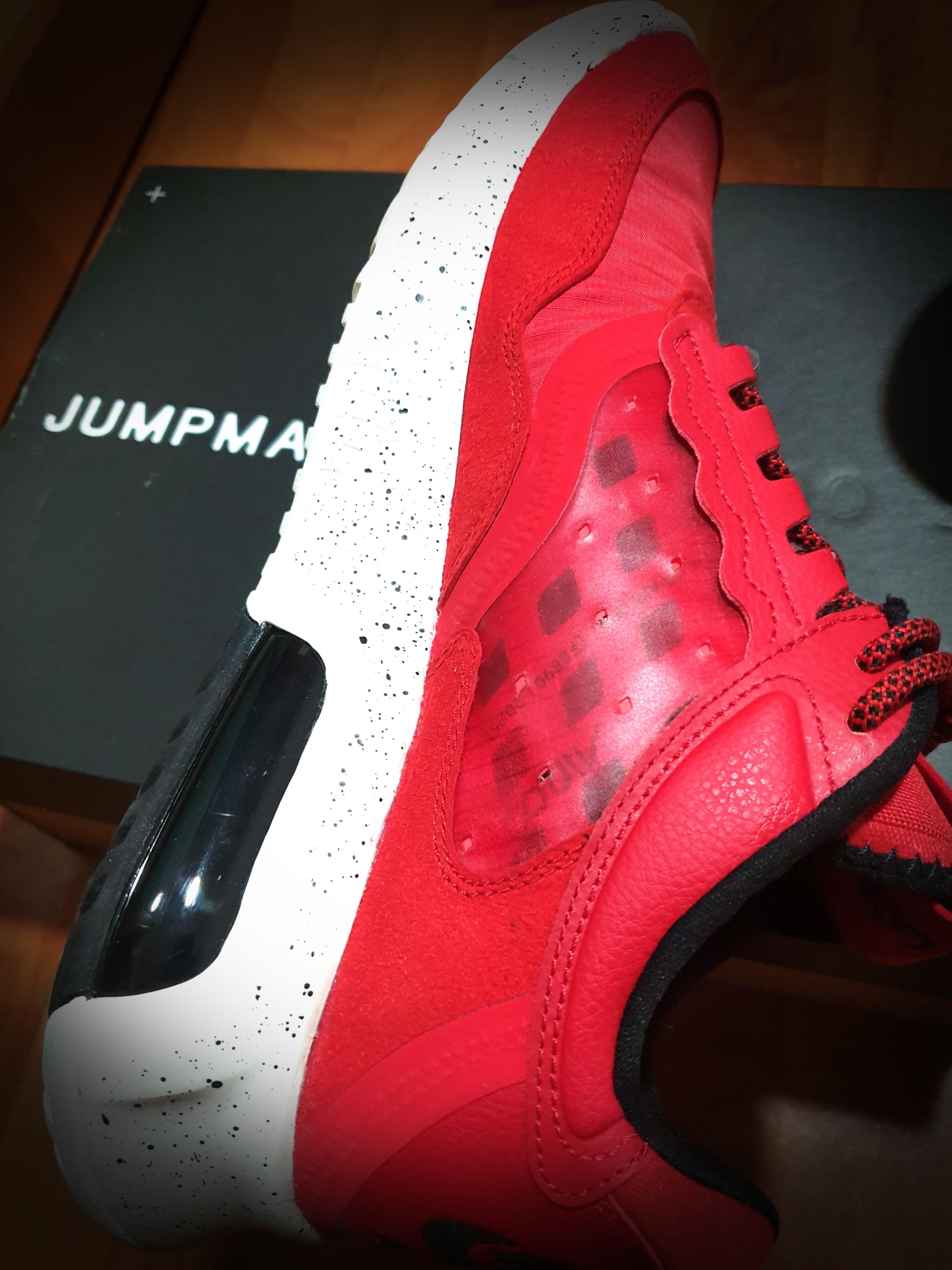 Jordan MAX 200 Fire Red/Black Sail, Women's Fashion, Footwear, Sneakers on  Carousell