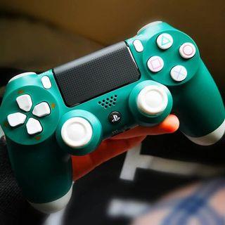 ps4 dualshock controller alpine green