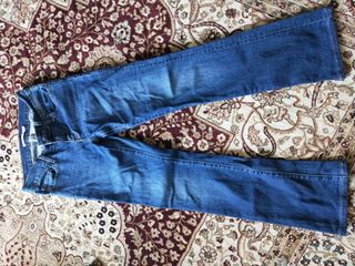 (Category: ) located in . Submitted by eydaahmad89 (Listing ID 1047893306, Image 1). Description: .