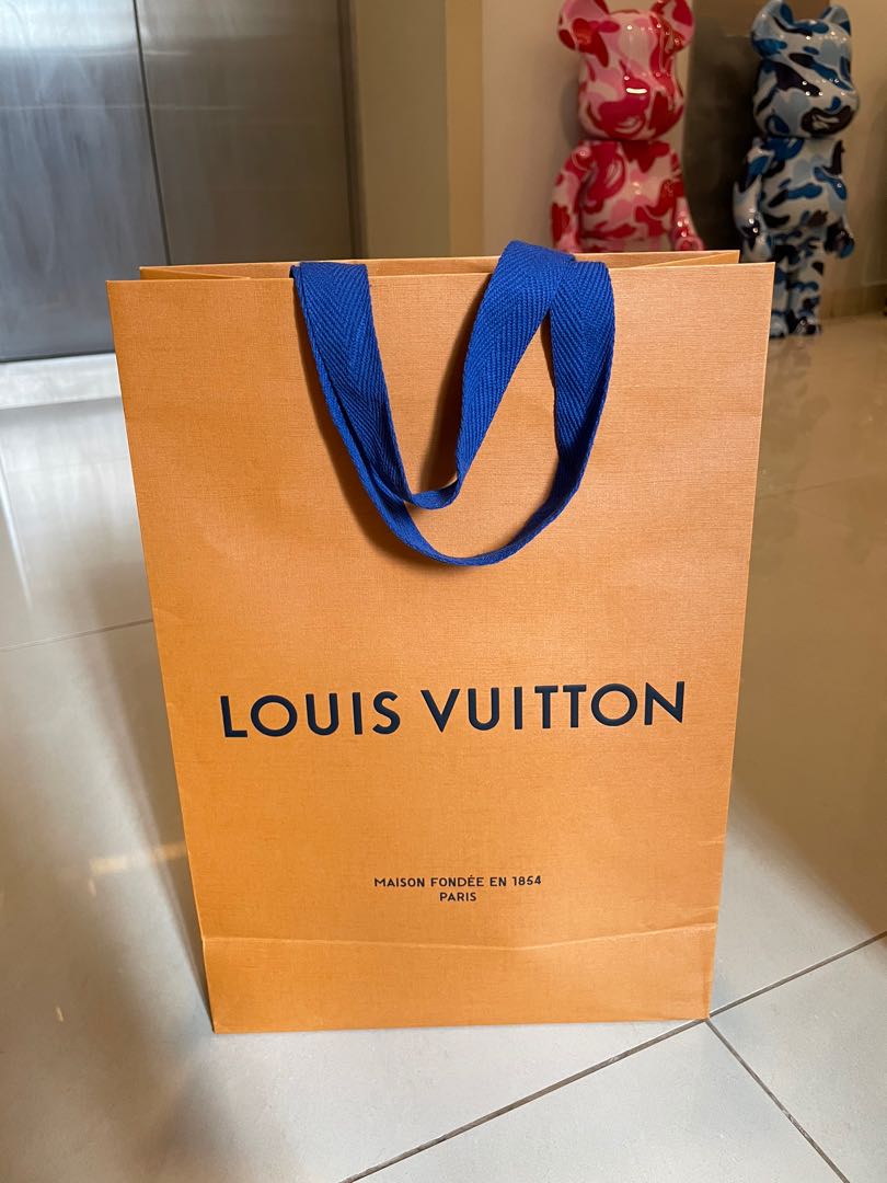 Authentic LV paper bag (Large size) - Bags & Wallets for sale in  Setiawangsa, Kuala Lumpur