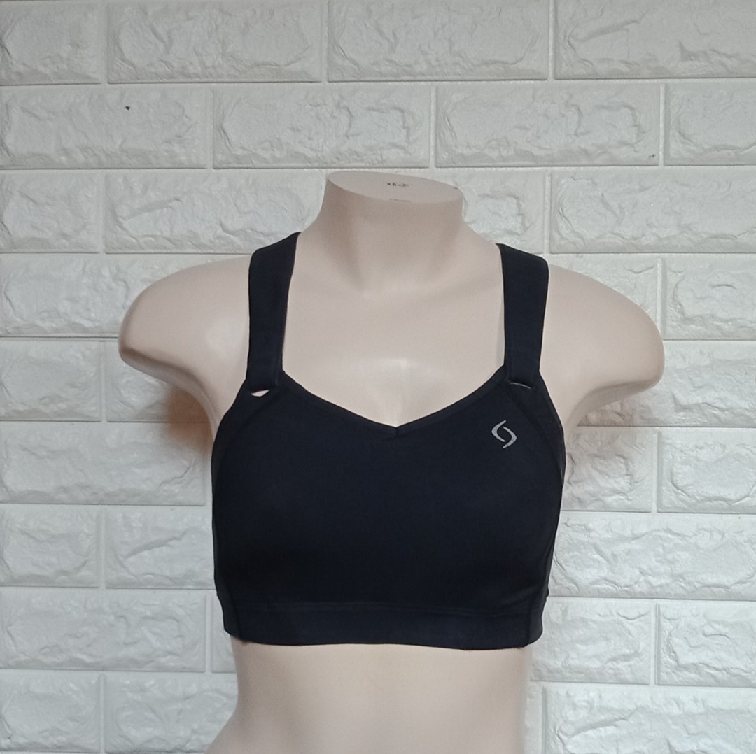 Moving Comfort 34c Padded Sports Athletic Sports Clothing On Carousell