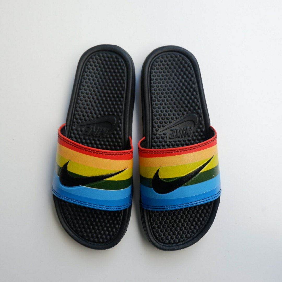 sandal nike benassi swoosh