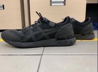 Onitsuka Tiger Black Sneaker, Men's 