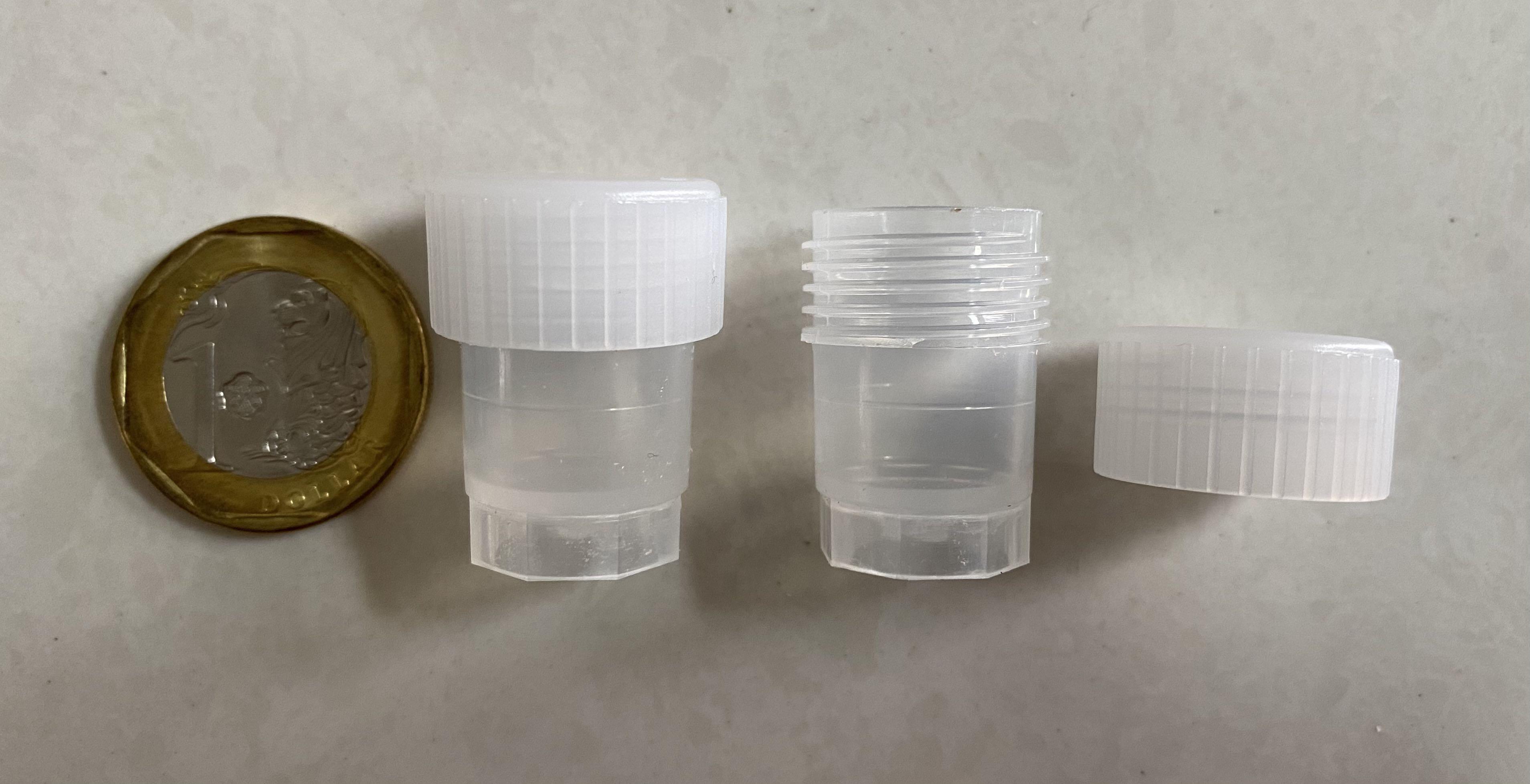 Screw Top Mini Dinky Dip container (8 vials) (Category: Craft Supplies & Tools) located in Singapore. Submitted by xlyngx (Listing ID 1047918955, Image 2). Description: Each mini dinky dip holds approx. 2ml liquid. Price is for a set of 8 vials, no holder. Singles available at S$0.80 each. Normail mail: Add S$1.50 Registered mail: Add S$3.00.