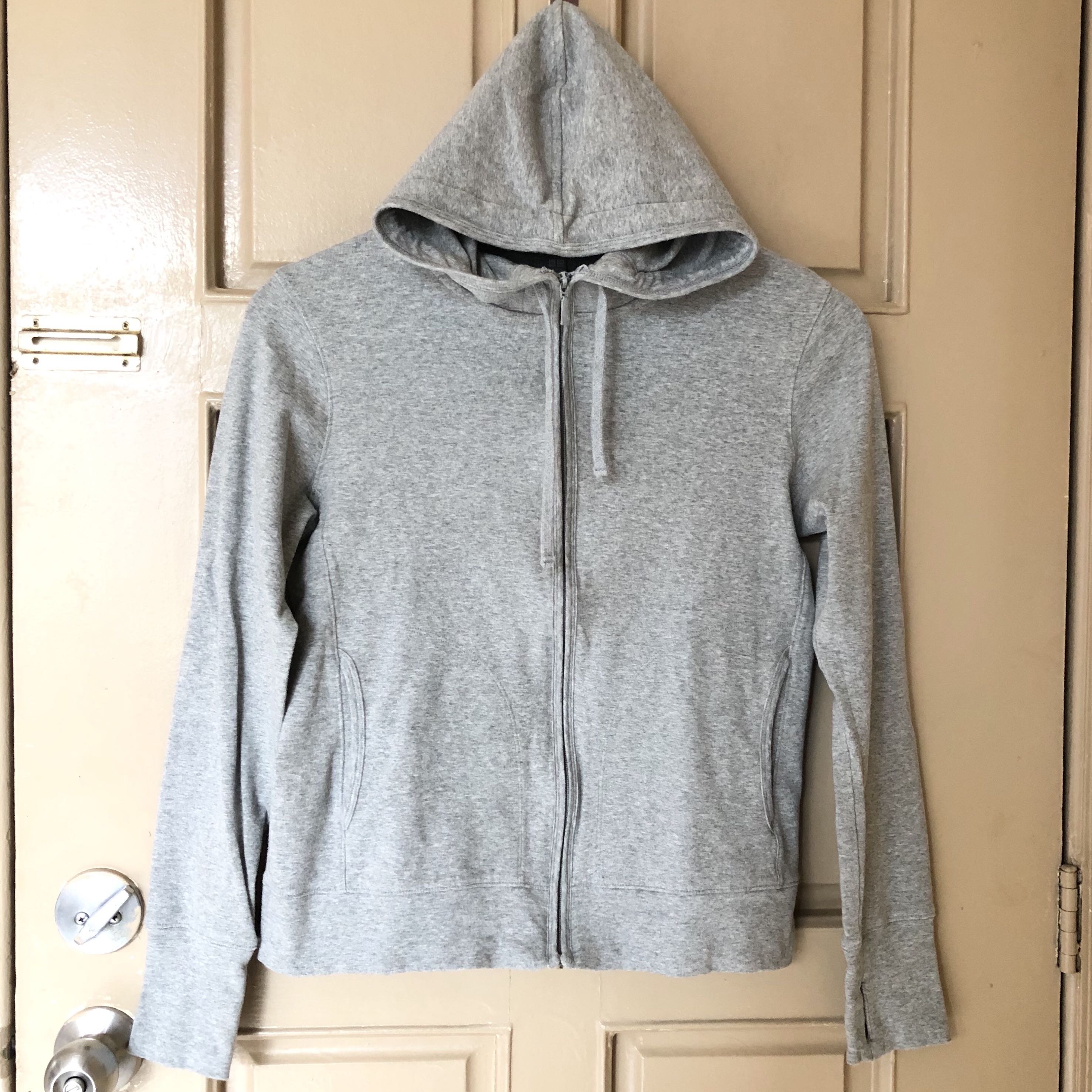 uniqlo nasa hoodie