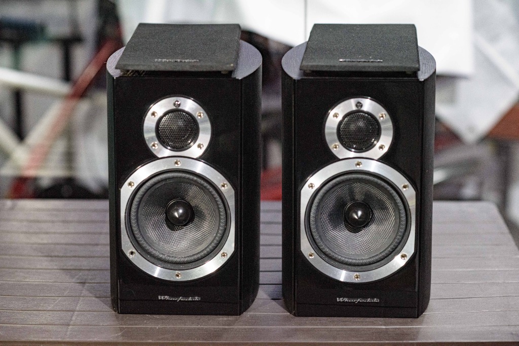 wharfedale diamond speakers