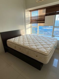 （分類：）位於 。 由 iwulongtea 提交（商品編號 1052924087，圖片 1）。簡介： 。