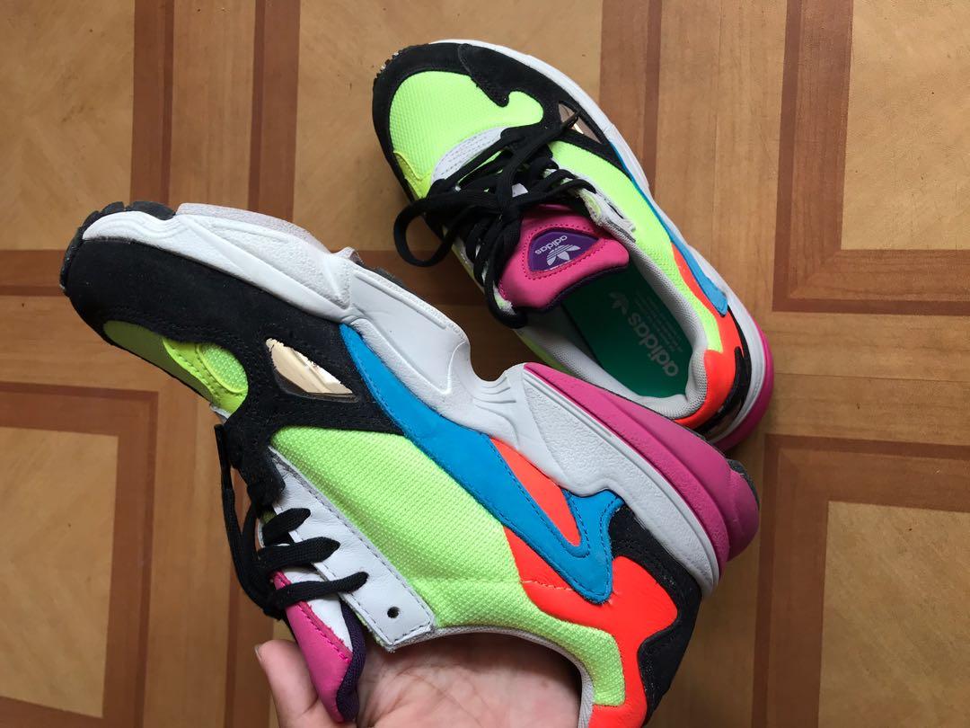 adidas falcon w multicolor