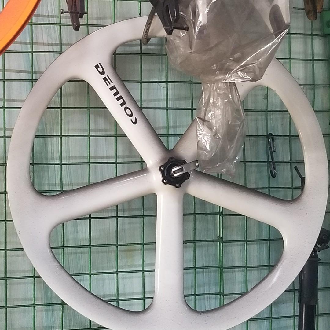 DENNOS SPOKE ORIGINAL PUTIH