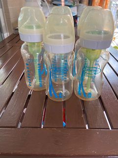 （分類：）位於 。 由 ffejann 提交（商品編號 1052355385，圖片 1）。簡介： 。