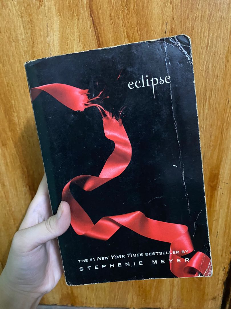 Eclipse by Stephenie Meyer, Hobbies & Toys, Books & Magazines,