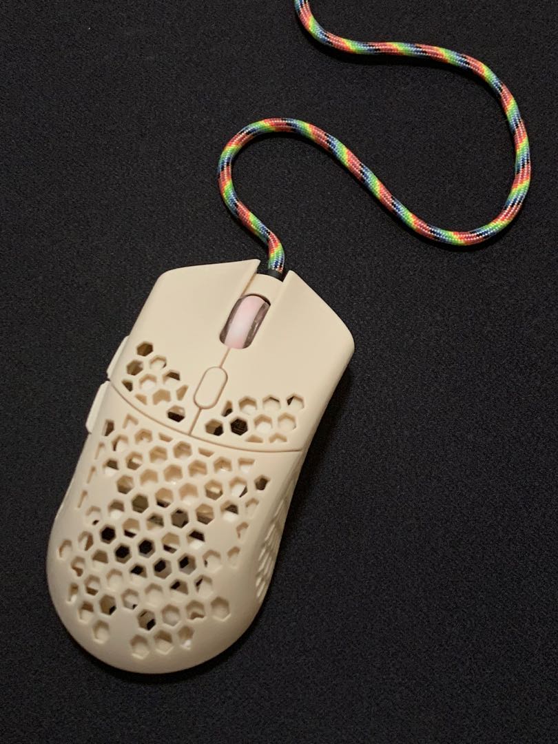 Finalmouse Ultralight 2 With Box Paracorded One Of A Kind Computers Tech Parts Accessories Other Accessories On Carousell