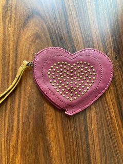 (Category: ) located in . Submitted by iamoneofakind (Listing ID 1052878996, Image 1). Description: .