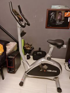 (Category: ) located in . Submitted by kaslily (Listing ID 1052863424, Image 1). Description: .