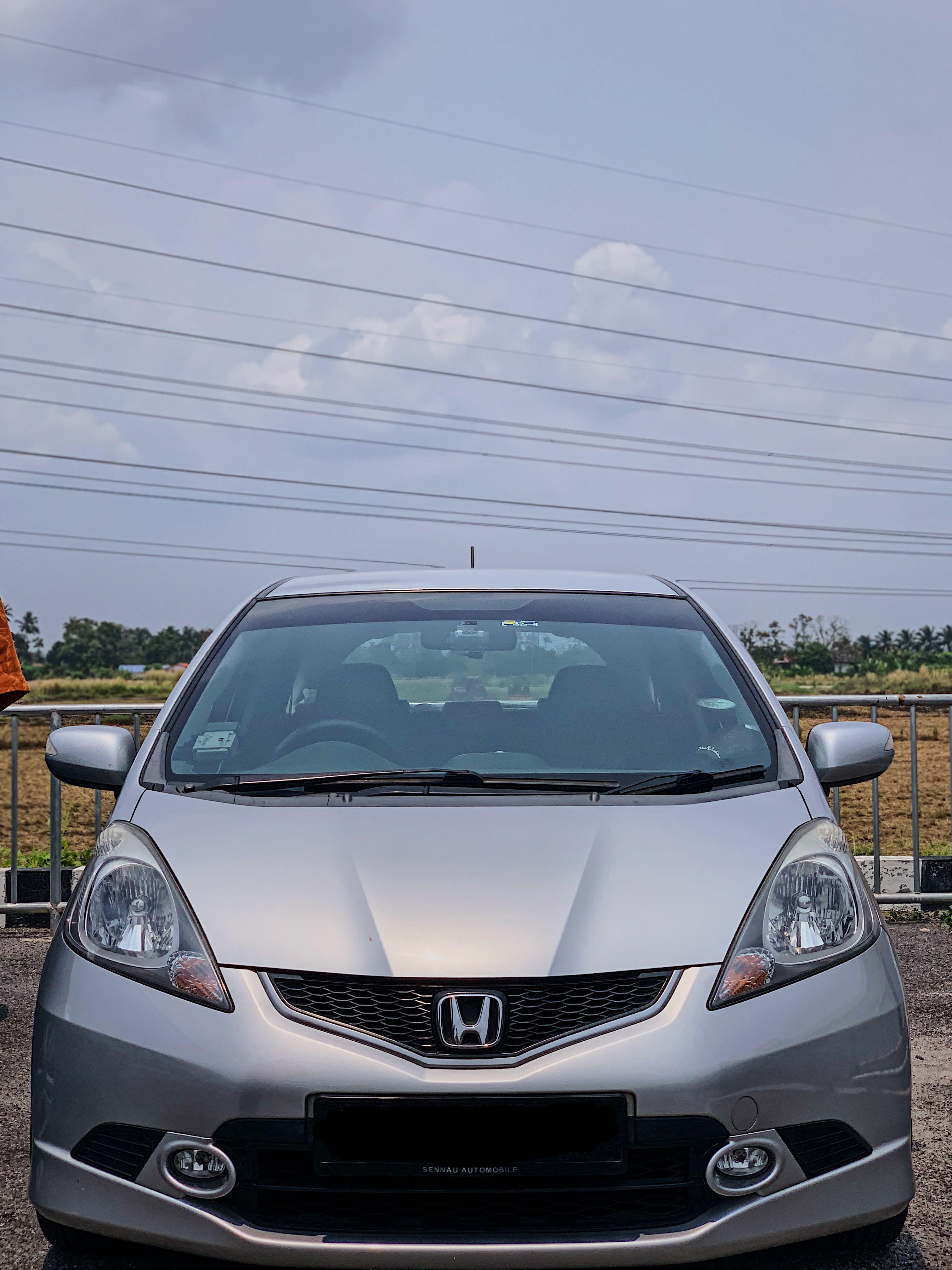 Honda Jazz 1 5 S I Vtec A Cars Used Cars On Carousell