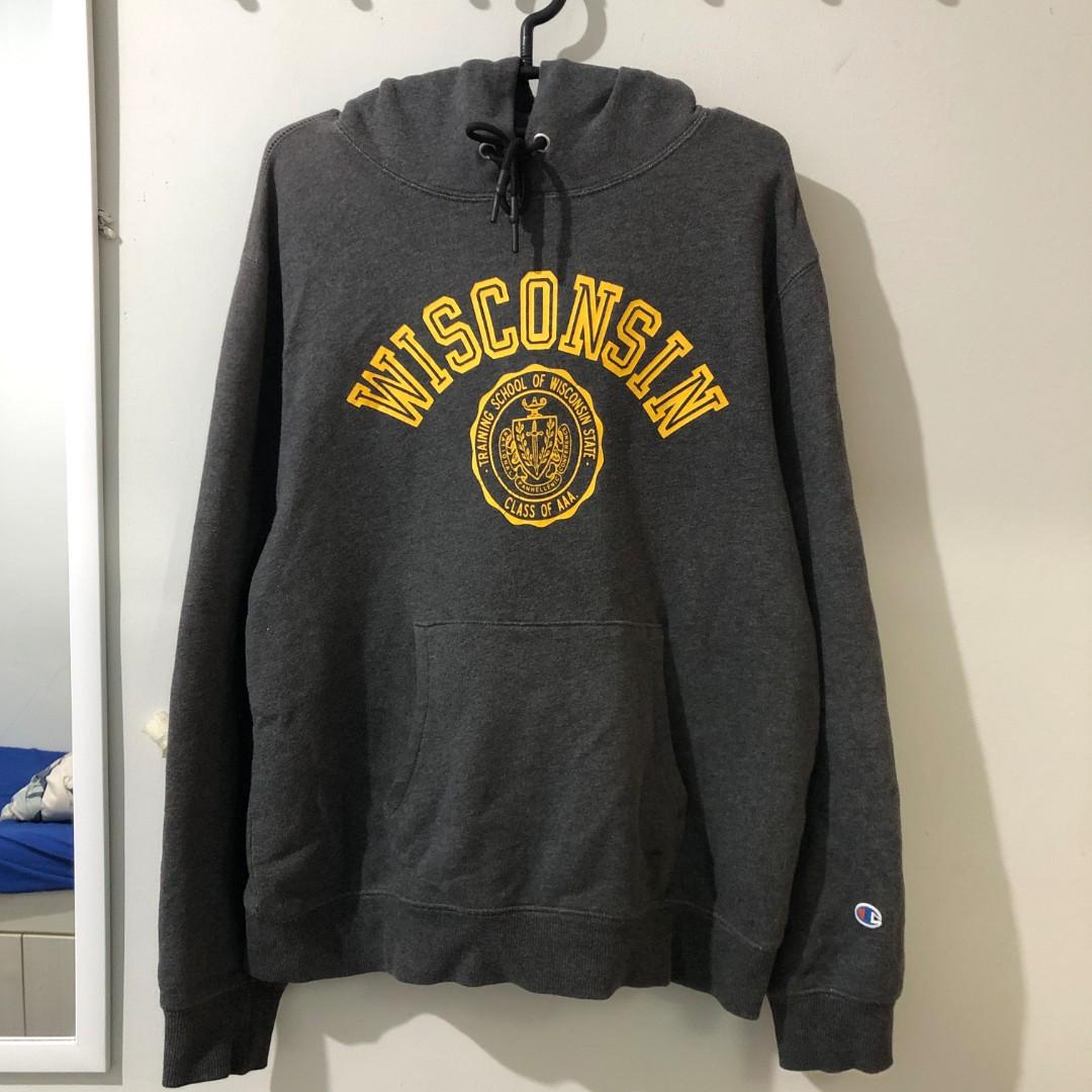 Champion shop wisconsin hoodie