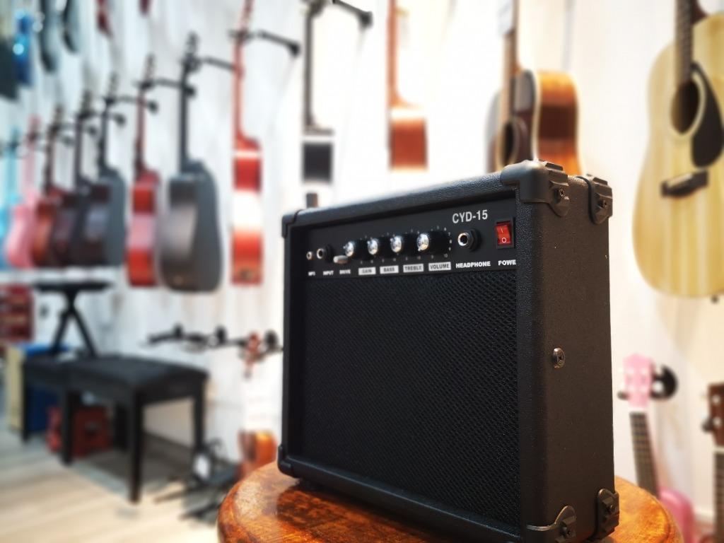 LEAD GUITAR AMPLIFIER 10watt(CYD10)/ 15watt(CYD15), Hobbies & Toys