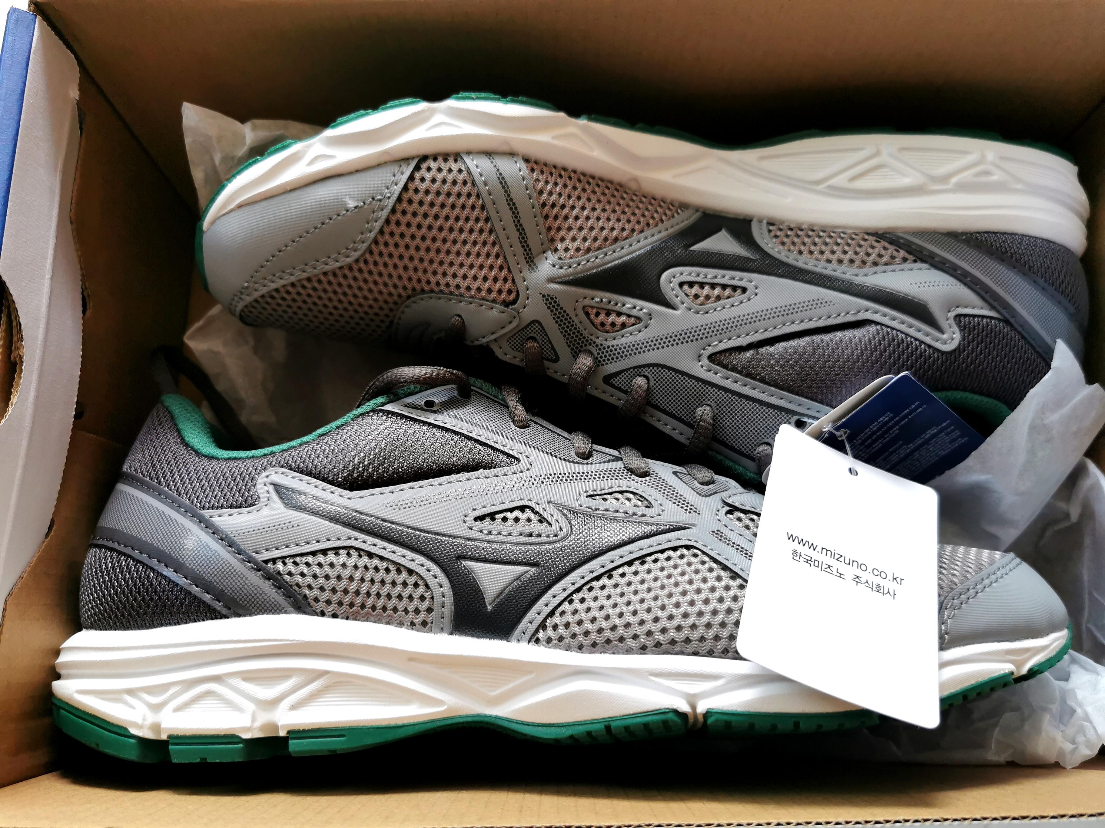 Mizuno Spark 5 running shoes Grey Green Men s Fashion Footwear Sneakers on Carousell
