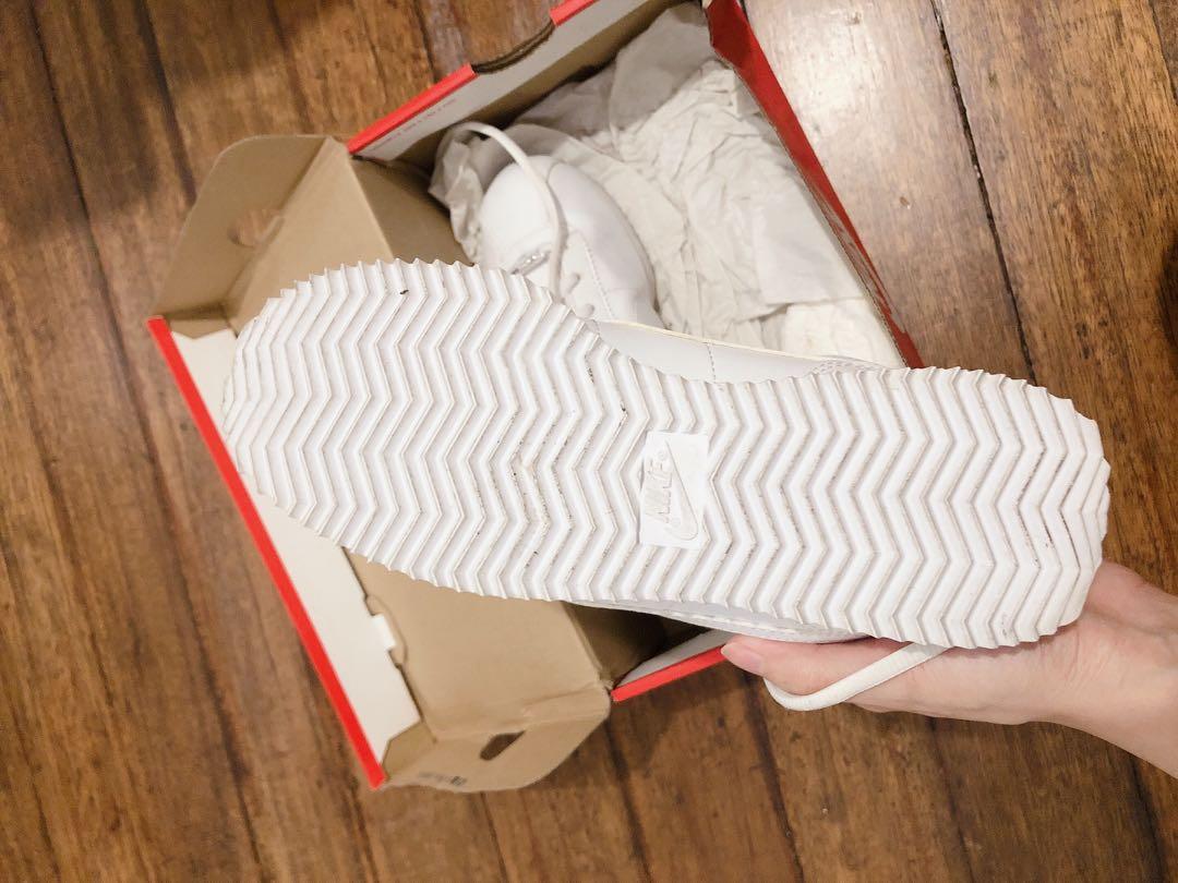 triple white nike cortez