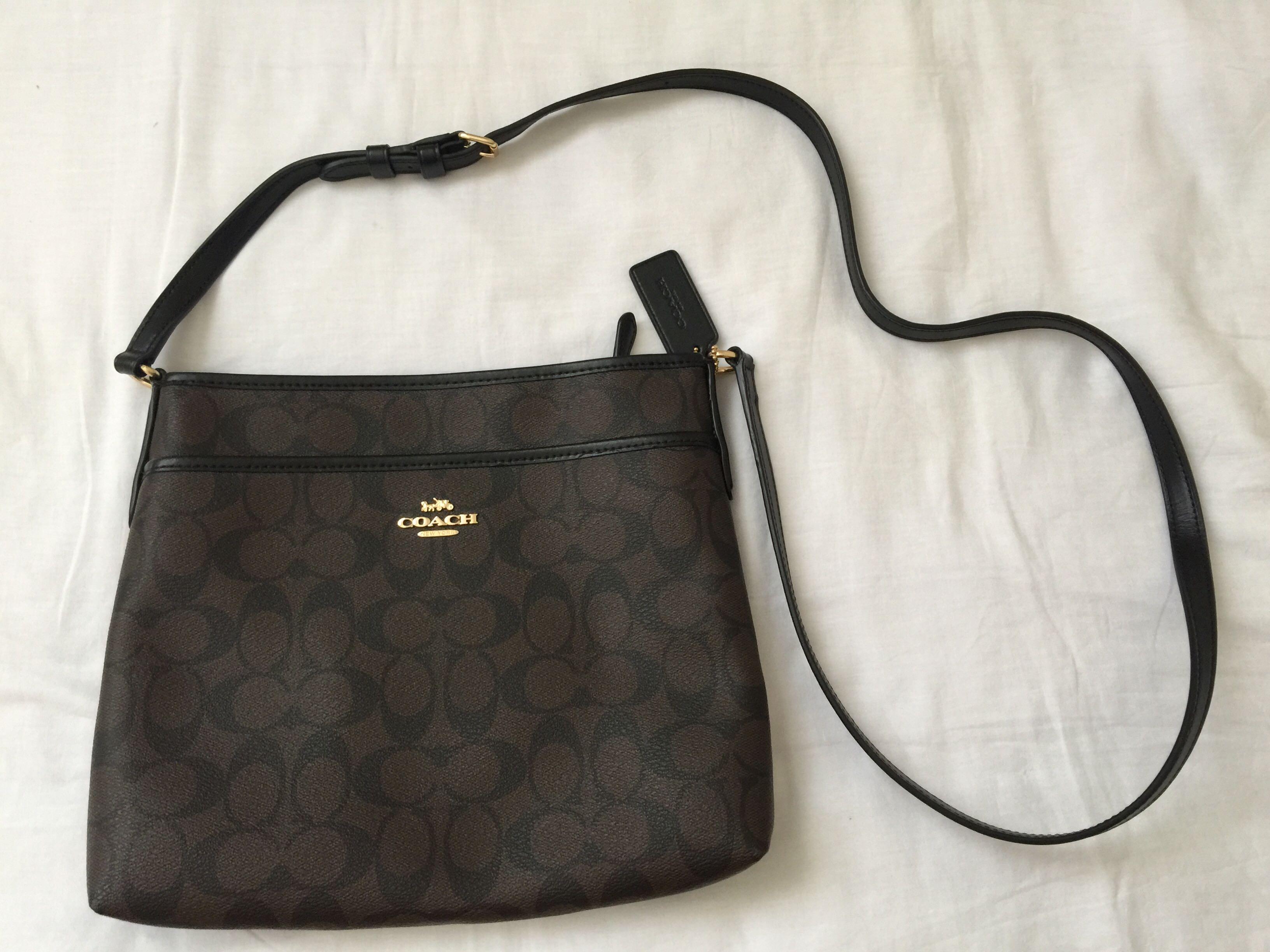 Original coach sling bag Women s Fashion Bags Wallets Cross body Bags on Carousell