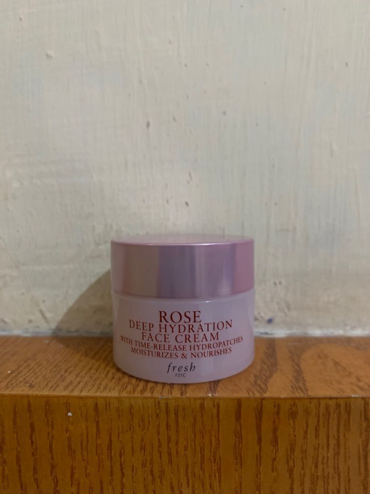 Rose Deep Hydration Face Cream Kesehatan Kecantikan Kulit Sabun Tubuh Di Carousell