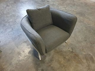(Category: ) located in . Submitted by goodfurnitures (Listing ID 1052918526, Image 1). Description: .