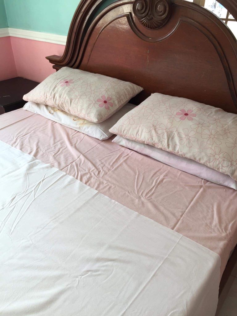 Find incredible bedroom furniture sets at bassett. solid wood queen bed set