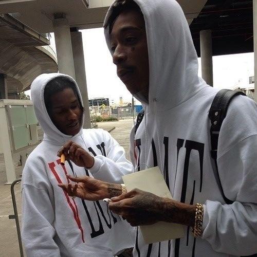 Asap rocky shop vlone hoodie