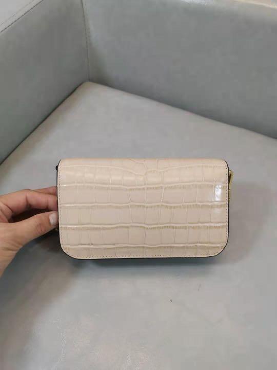 Tory Burch Eleanor Croc embossed phone crossbody bag white, Women's  Fashion, Bags & Wallets, Purses & Pouches on Carousell