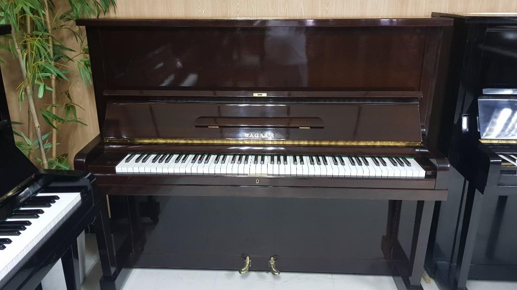 WAGNER W50 Upright Piano Made in Japan 2 Years Warranty, Hobbies