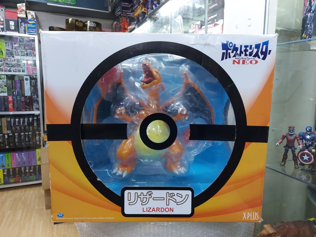 X Plus Gigantic series Pokemon Charizard Lizardon (OPENED), Hobbies ...