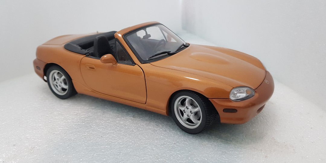 1/18 GATE ゲート マツダ Mazda MX-5 ロードスター (NA