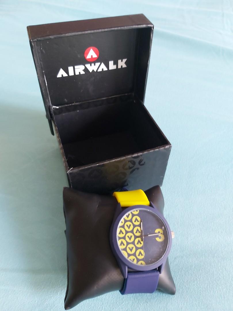 Buy Airwalk analog sport watch Online | Brands For Less