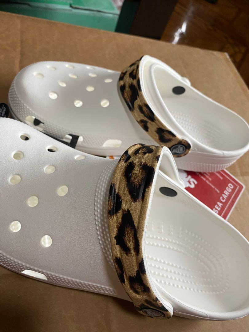 white crocs with leopard strap