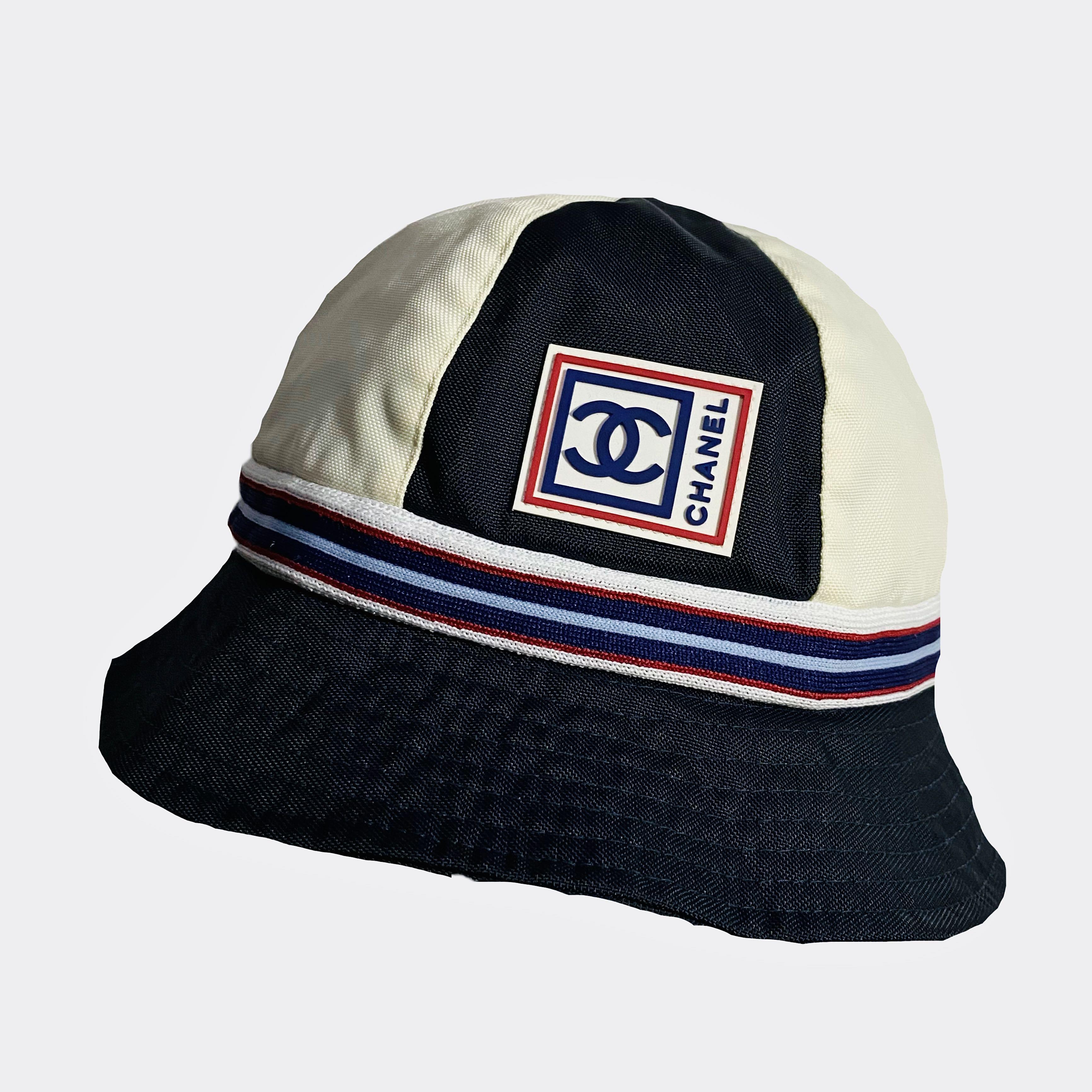 chanel logo bucket hat