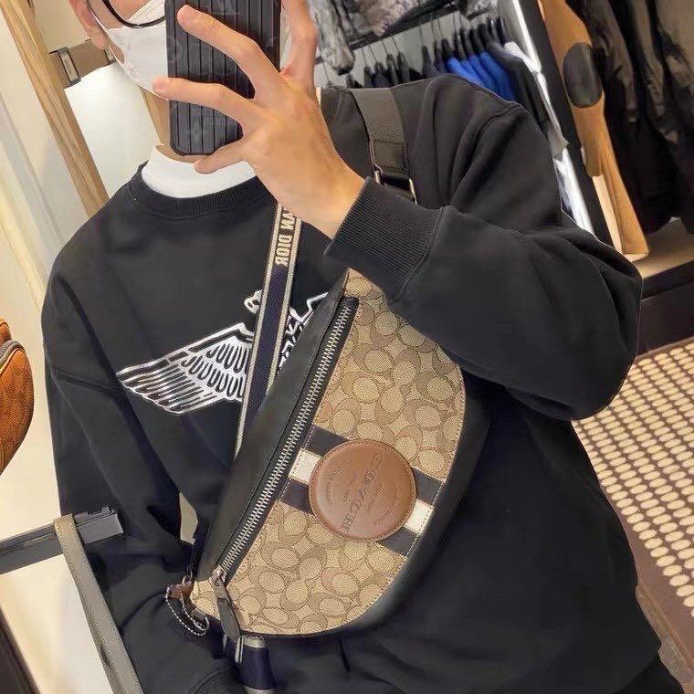 Chest bag coach online