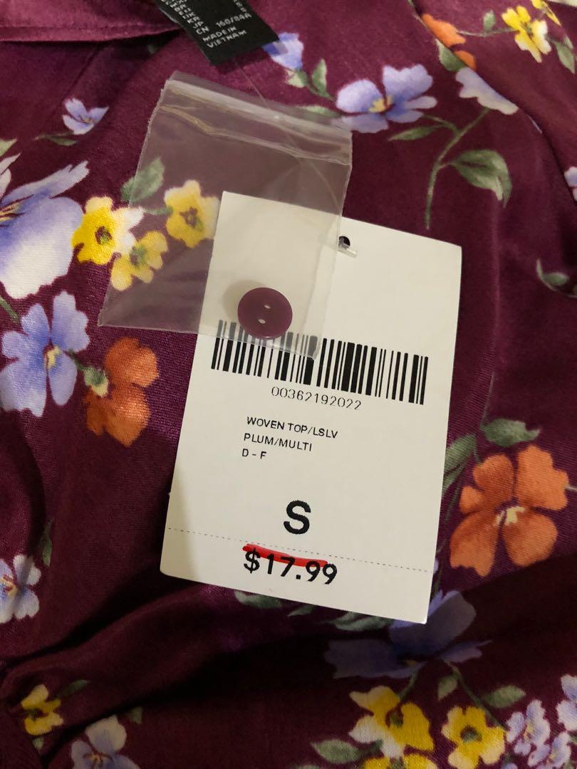 Forever 21 Floral Pulm Woven Top (Category: Blouses) located in Batangas. Submitted by jdb0905 (Listing ID 1055055311, Image 2). Description: ‼️selling low‼️ Brand new F21 Top Rfs: Decluttering.