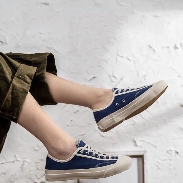 Men Shoes Classic Solid Lace up Casual Canvas Shoes White Couple